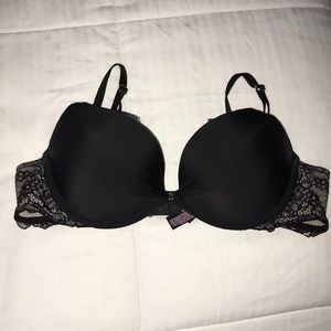Victoria Secret Demi-Buste Coussine Black Lace Bra